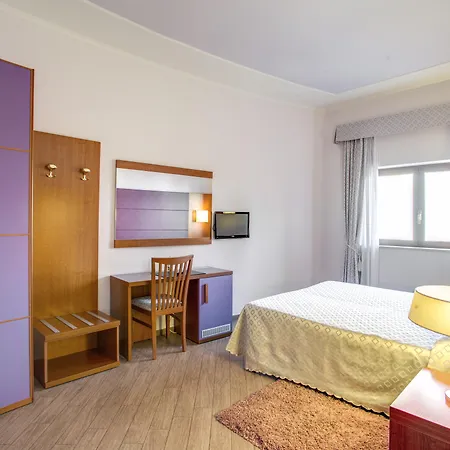 Tiburtina Metro Hotel