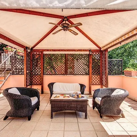 Tiburtina Metro Hotel 3*