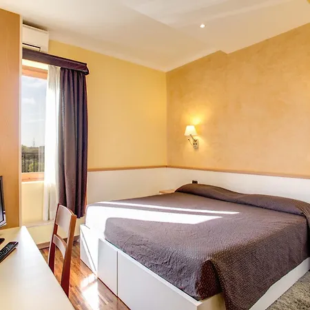 Hotel Tiburtina Metro Rome