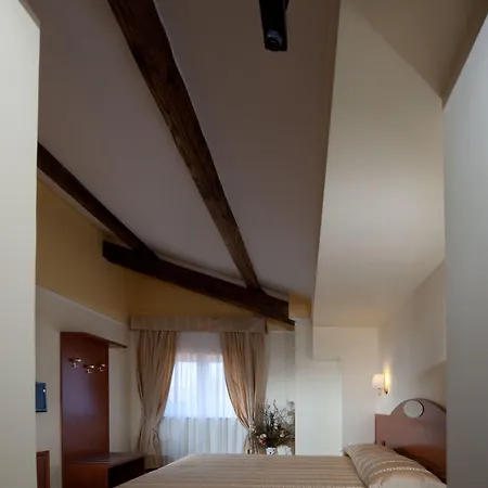 Hotel Tiburtina Metro